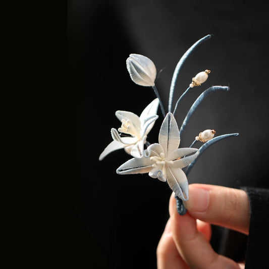 Morning Dew Floral Hair Clip - Handcrafted Chan Hua Art
